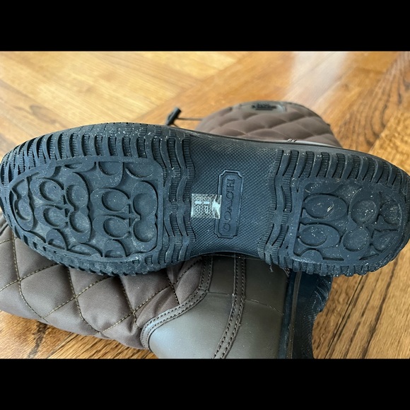 NWOT Coach womens fleece lined brown winter boots - Picture 2 of 4